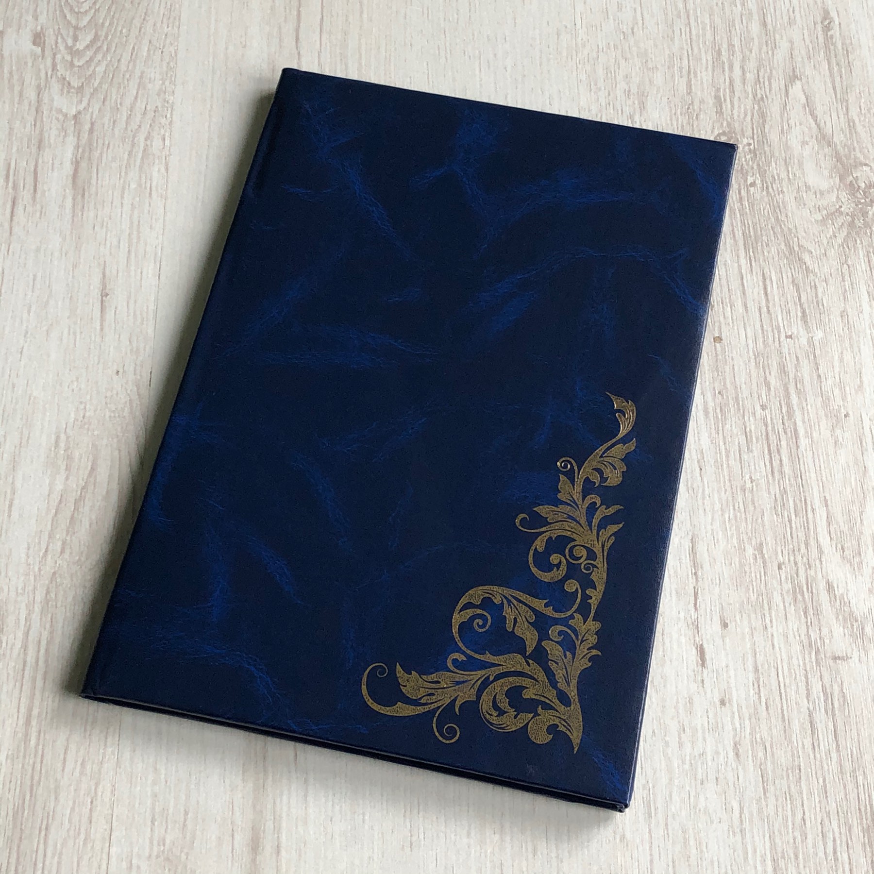 Папка до підпису “Візерунок” А4+