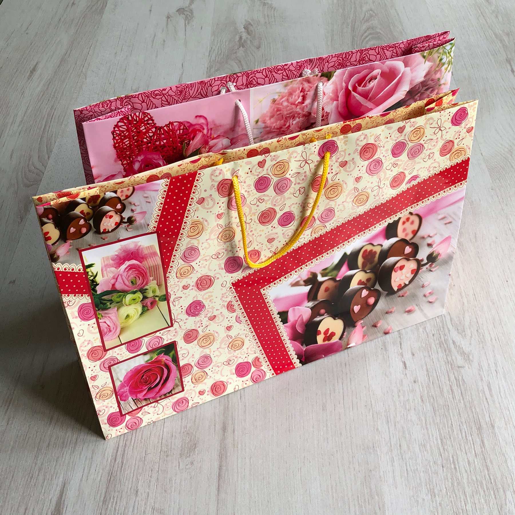 Подарунковий пакет ВЕЛИКИЙ ГОРИЗОНТАЛЬНИЙ 